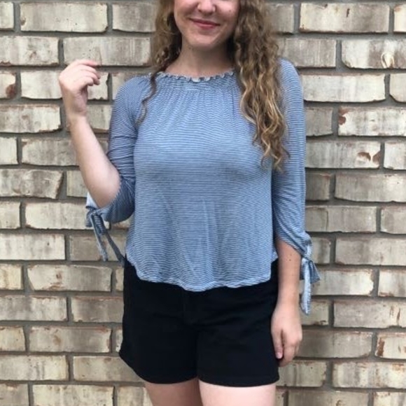 Passport Summery Pinstripe Top - Picture 5 of 6